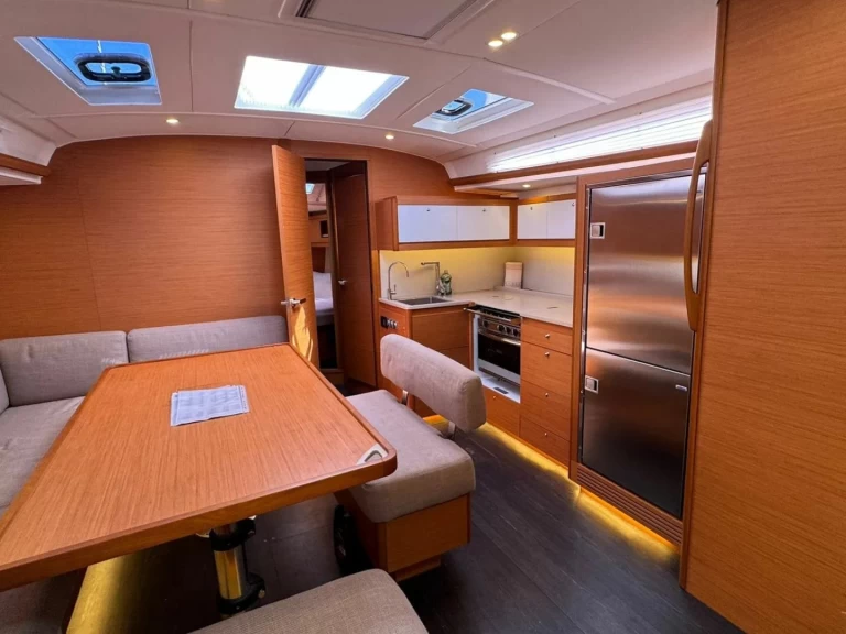 Alquiler Velero Dufour con o sin  título de navegación