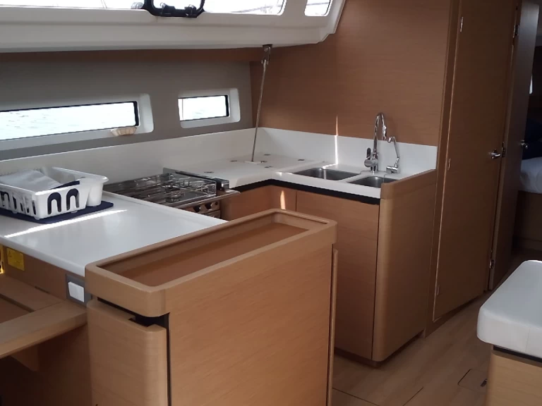 Alquiler de barcos Palamós barato de Sun Odyssey 440