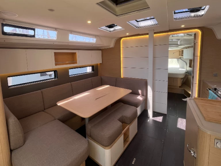 Alquiler Velero Dufour con o sin  título de navegación