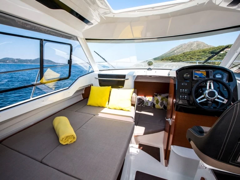 Alquiler de Lancha, con o sin patrón Jeanneau Trogir