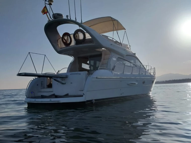 Alquiler Yate de lujo Doqueve con o sin  título de navegación