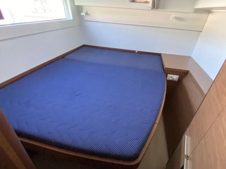 Alquiler de Lagoon Lagoon 40 en Capo d'Orlando