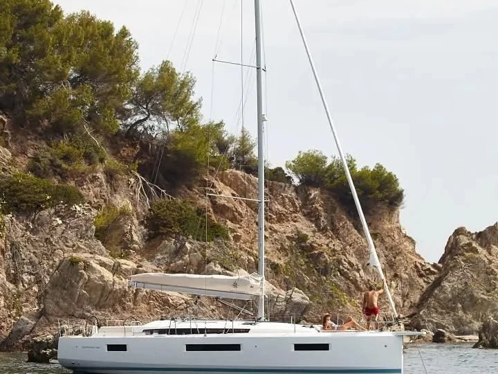 Alquiler de Velero, con o sin patrón Jeanneau Bodrum