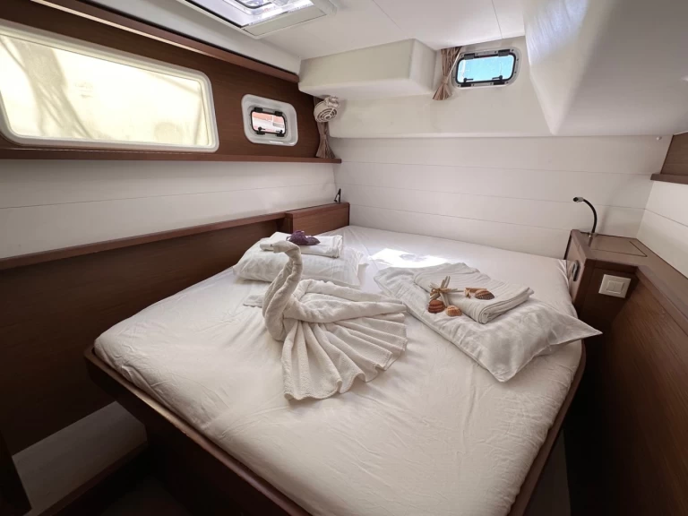 Alquiler de barcos Rogoznica barato de Lagoon 450 Sport Top