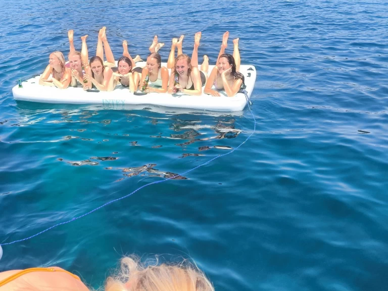 Alquiler de Bénéteau Flyer 7.7 SUNdeck en Cannes