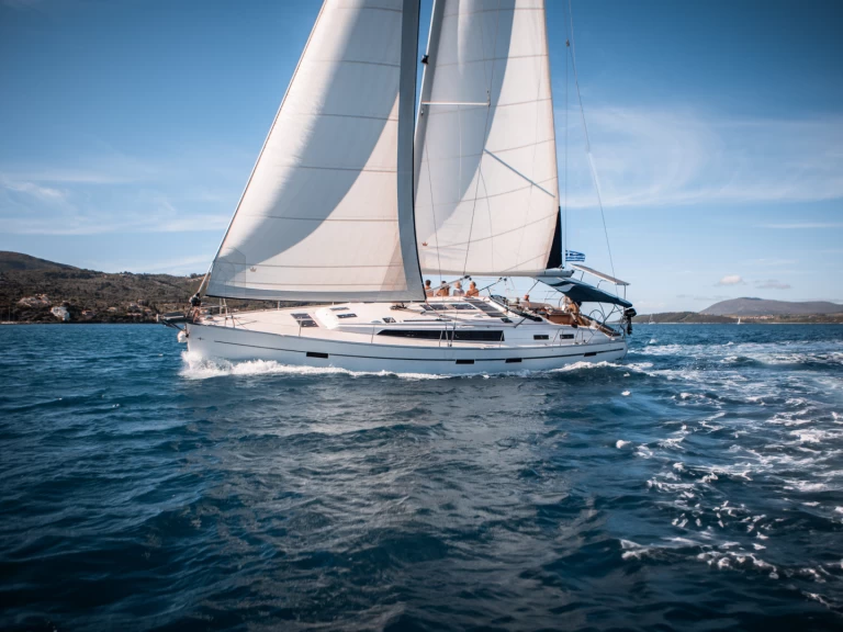 Alquiler Nikiána - Bavaria Cruiser 51 en SamBoat