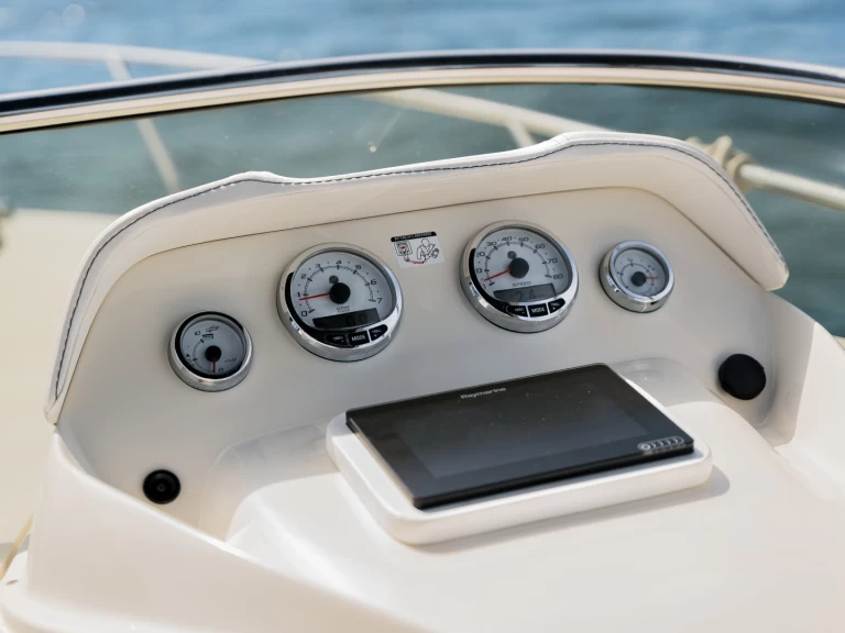 Alquiler Lancha en Zadar - Eolo 730 HBS