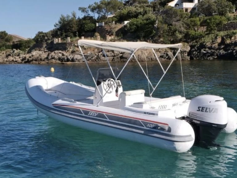 Alquiler de barcos Porto-Vecchio barato de Selva 600