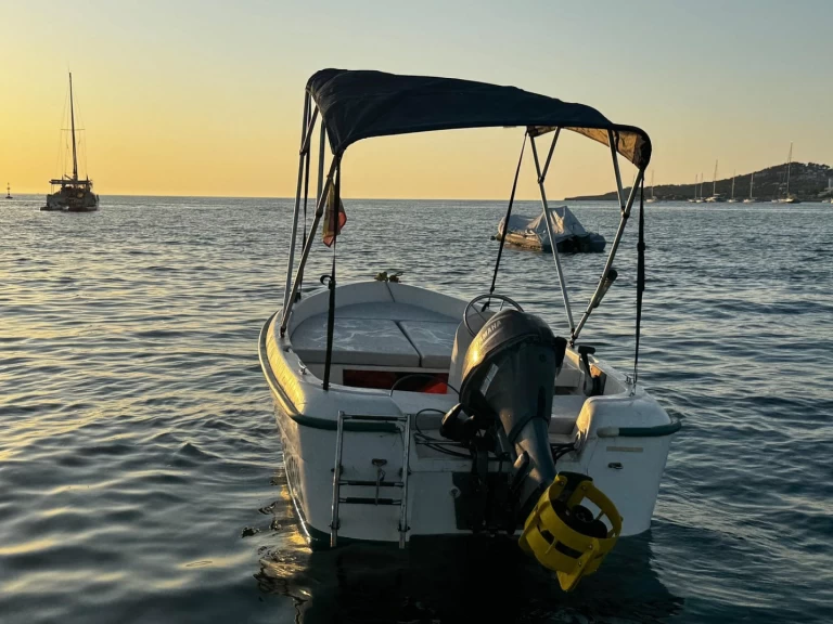 Alquiler Sant Antoni de Portmany - Quicksilver 410 Fish Consola en SamBoat