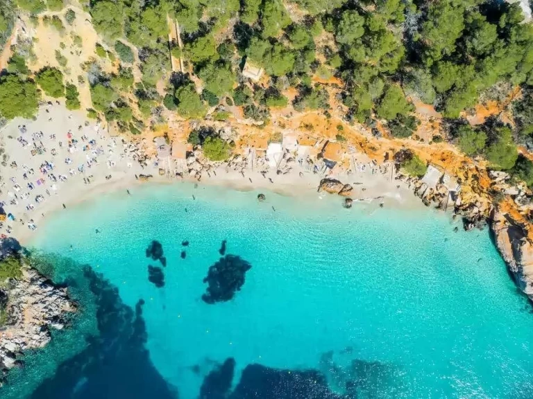 Alquiler de embarcaciones Quicksilver 410 Fish Consola enSant Antoni de Portmany en Samboat