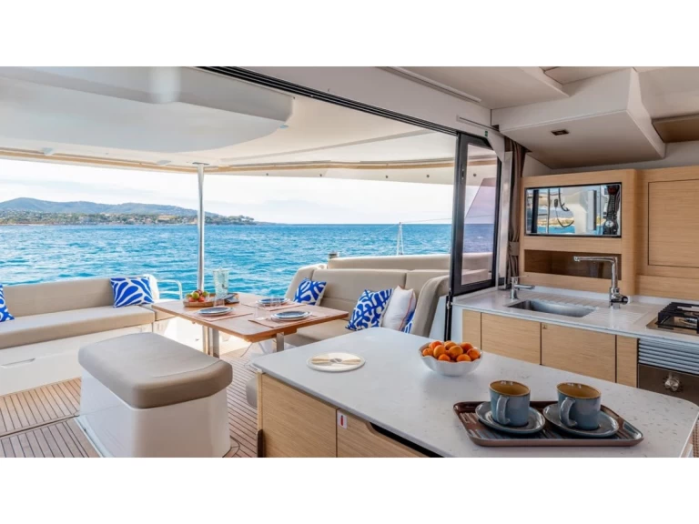 Alquiler de barcos Sukošan barato de FP 44