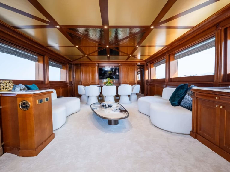 Alquiler de Baglietto AQUILA en Ellinikó