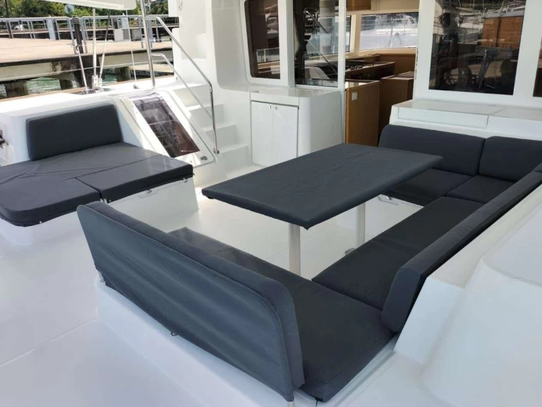 Yate de lujo para alquilar Phuket (City) al mejor precio