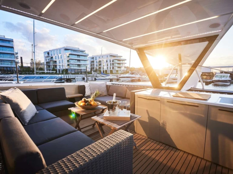 Wave Catamarans WAVE  de alquiler a Portisco