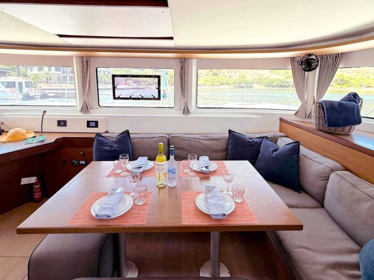 Alquiler de barcos Islas Vírgenes Británicas barato de KERRY LEE