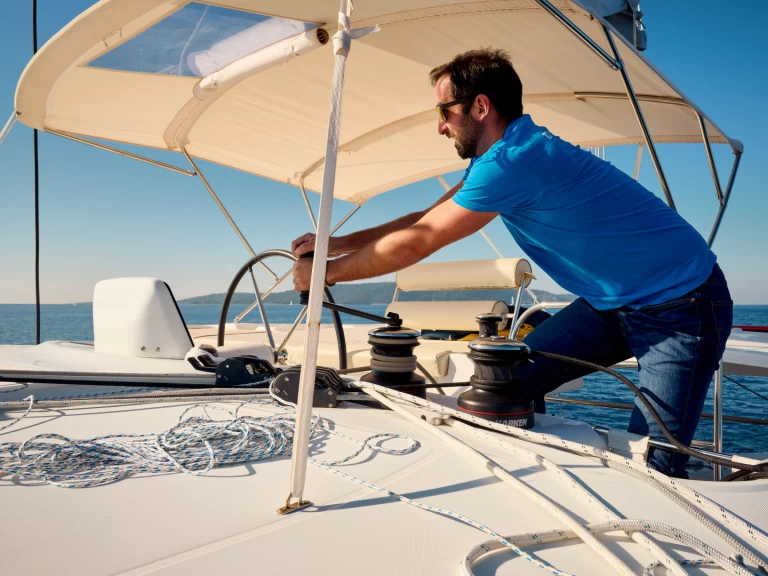 Alquiler Catamarán Lagoon con o sin  título de navegación