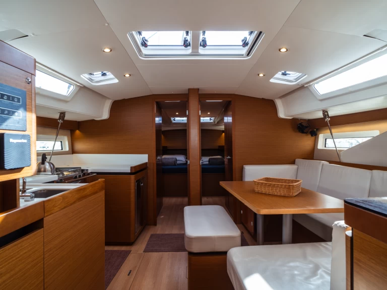 Velero para alquilar Olbia al mejor precio