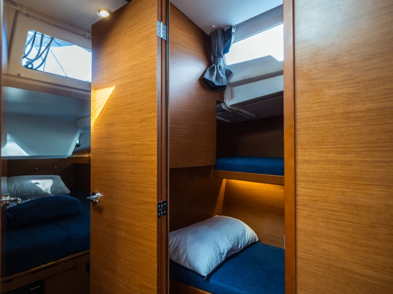 Alquiler de barcos Olbia barato de Sun Odyssey 490