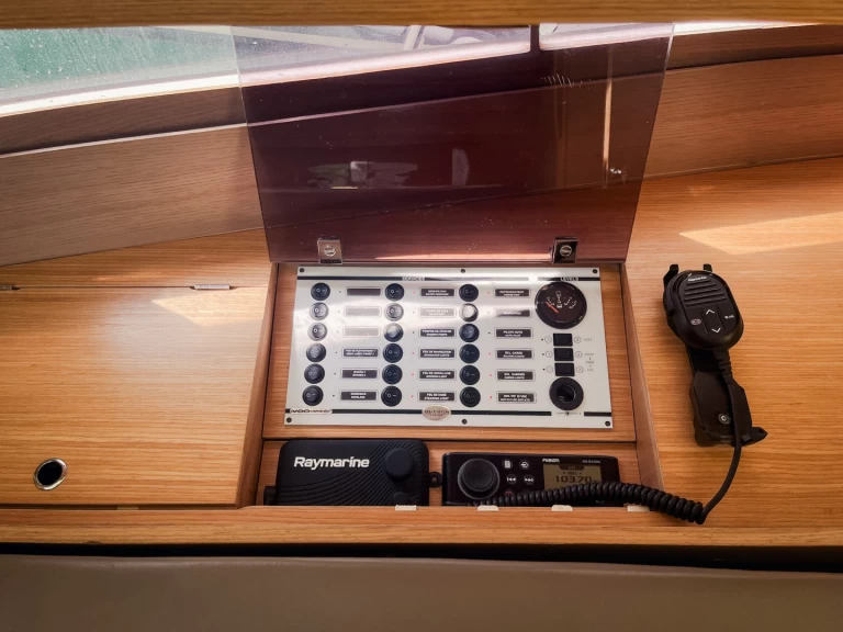 Alquiler de Dufour Dufour 412 Grand Large en Olbia