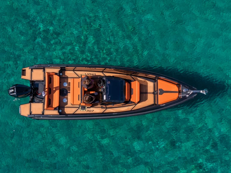 Alquiler de barcos Pórto Chéli barato de Iron 707