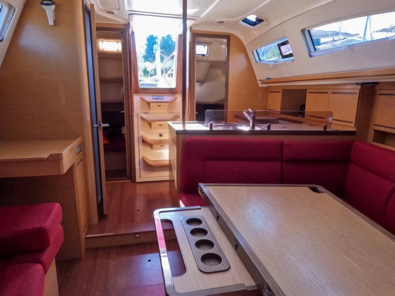 Alquiler de embarcaciones Elan Impression 394 enIzola en Samboat