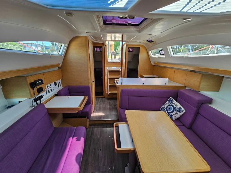 Elan Impression 40 de alquiler a Izola