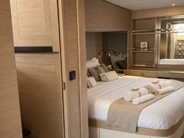 Catamarán para alquilar Kaštela al mejor precio