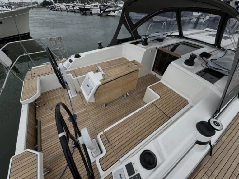 Bavaria Bavaria C42 de alquiler a Skiathos