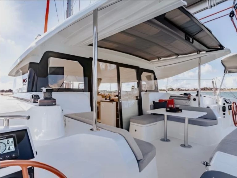 Excess Excess 11 de alquiler a Lefkáda