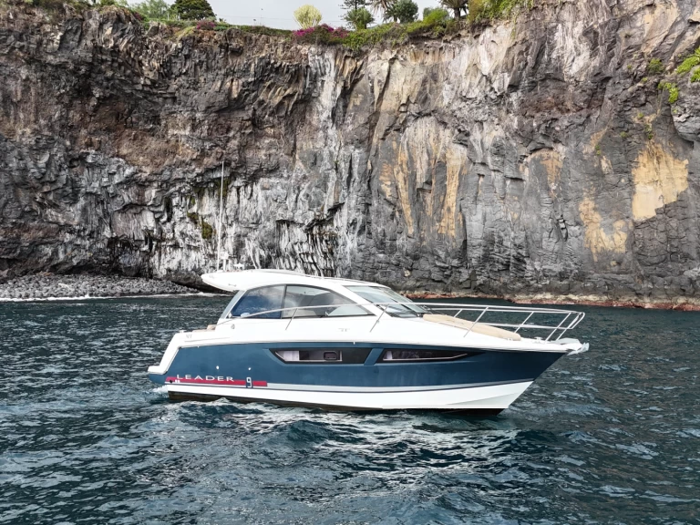 Alquiler Lancha Jeanneau con o sin  título de navegación