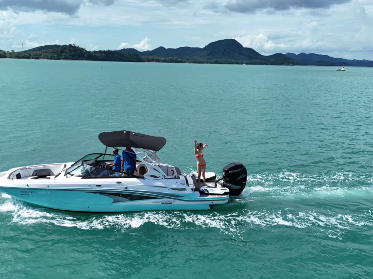 Alquiler Lancha Monterey con o sin  título de navegación