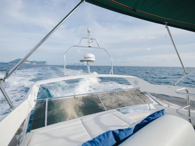 Alquiler de embarcaciones Princess Princess 42 enPhuket (City) en Samboat