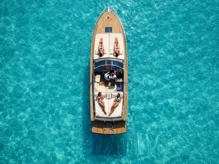 Alquiler Lancha en Sorrento - Itama Itama 38