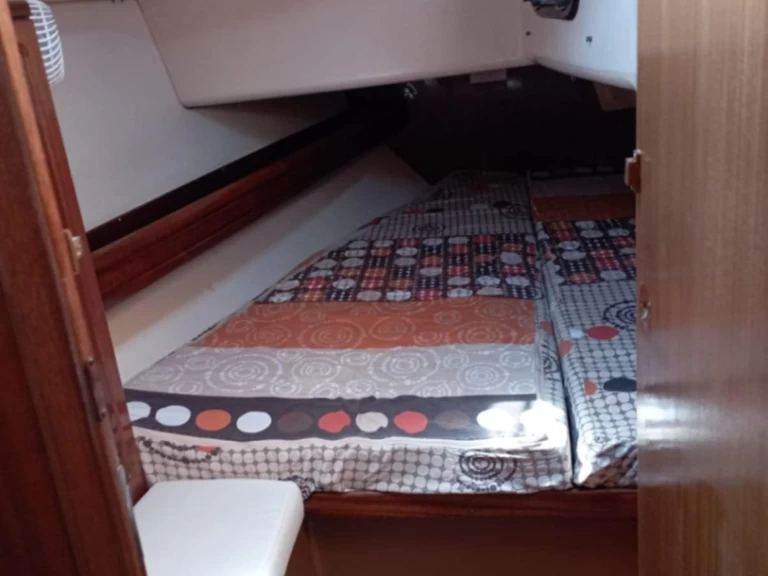 Bavaria Cruiser 40 de alquiler a Salamína