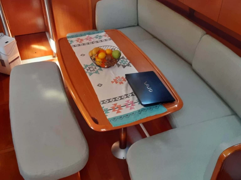 Bénéteau Cyclades 43.4 de alquiler a Salamína