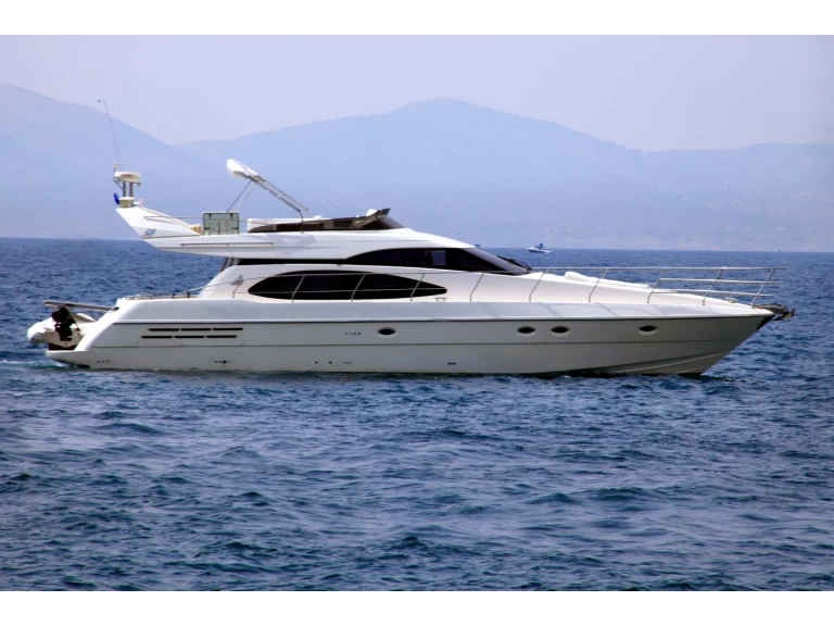 Alquiler de embarcaciones Azimut Azimut 58 Refit 2025 enÁlimos en Samboat