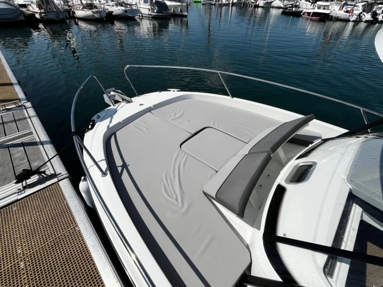 Jeanneau Cap Camarat 7.5 WA Serie 2 de alquiler a La Forêt-Fouesnant