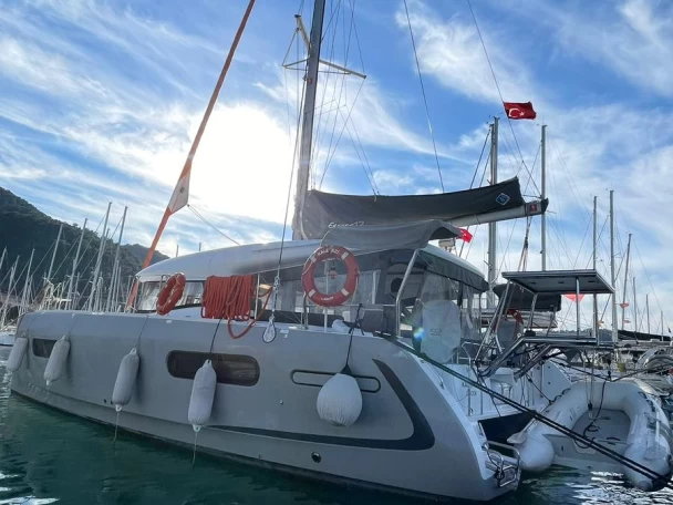 Catamarán para alquilar Fethiye al mejor precio