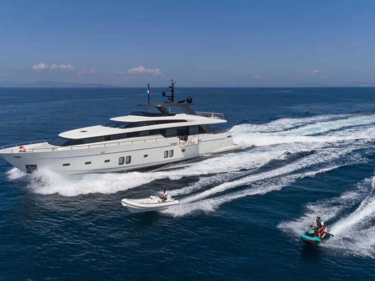 Alquiler de embarcaciones Sanlorenzo Sanlorenzo Yacht SL106 enPalaio Faliro en Samboat