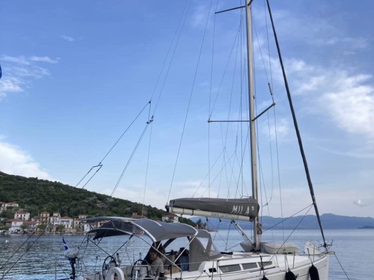 Jeanneau Sun Odyssey 42i de alquiler a Deme of Volos