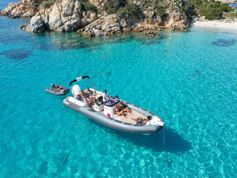 Alquiler Neumática en Porto Cervo - Joker Boat Clubman 26