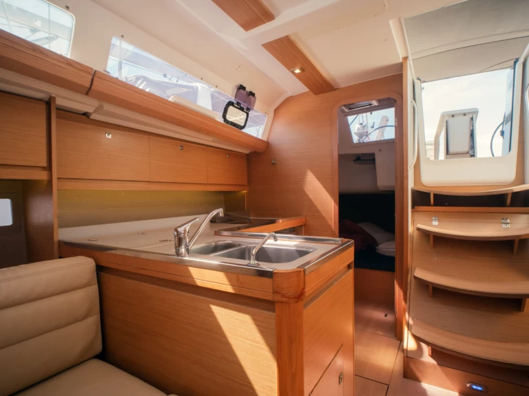 Velero para alquilar Olbia al mejor precio