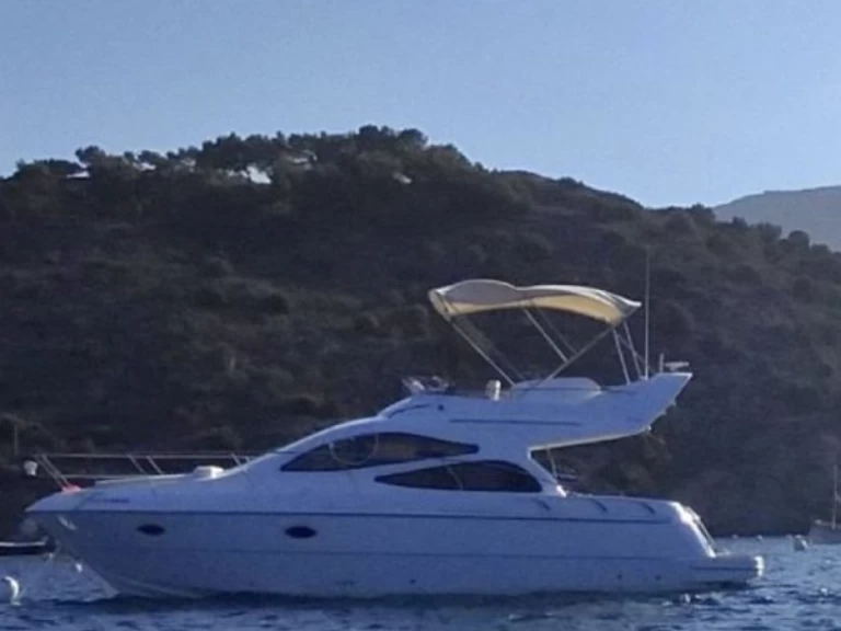 Genesis Del plata  de alquiler a Badia de Cadaqués