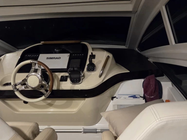 Alquiler de Bénéteau Gran Turismo 40 en Porto-Vecchio