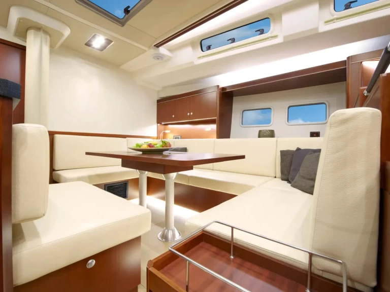 Velero para alquilar Sukošan al mejor precio