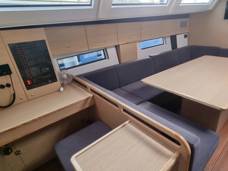 Alquiler de Velero, con o sin patrón D&D Yacht Trogir