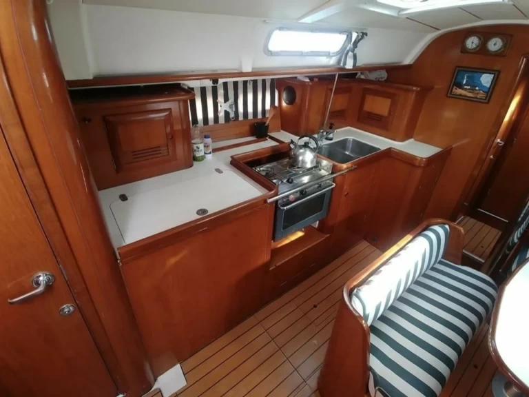 Bénéteau Oceanis 411 Clipper de alquiler a Lefkáda