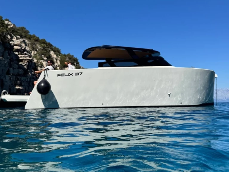 Alquiler de embarcaciones Felix 37 Felix 37 enMakarska en Samboat