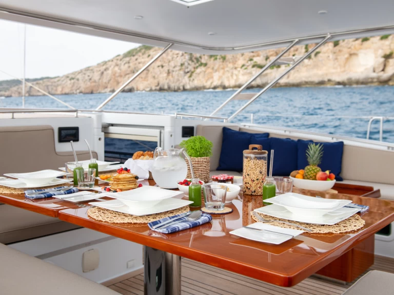 Velero para alquilar Tromsø al mejor precio