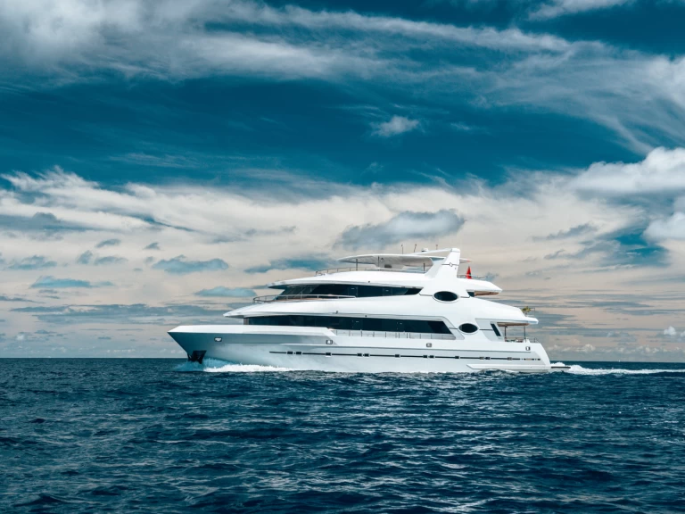  Luxury Motor Yacht  de alquiler a Malé